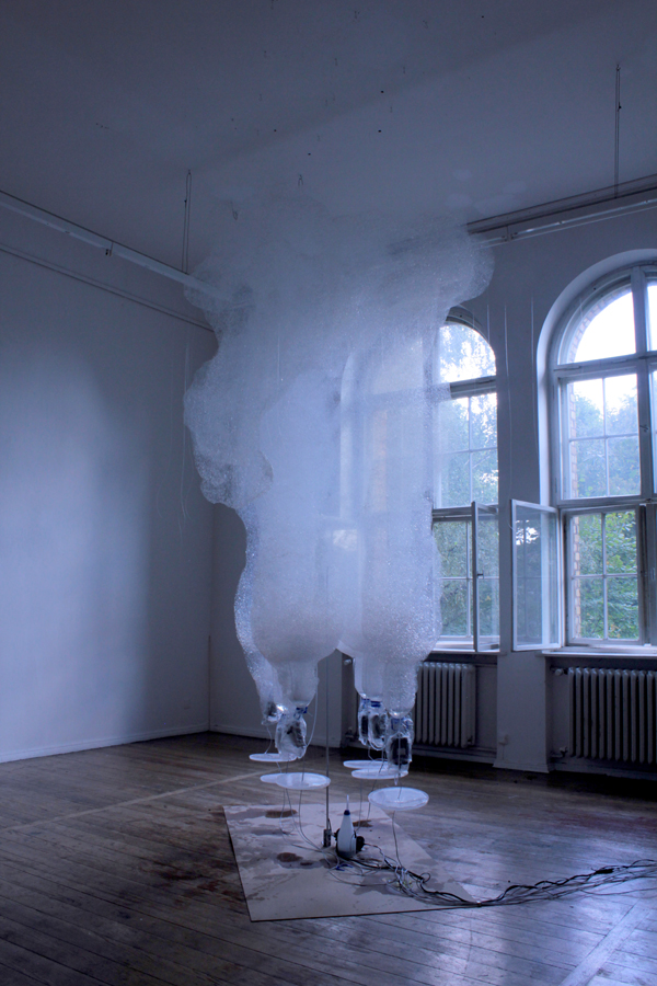[Blank]-Project,-An-Experience-Of-The-Unfelt