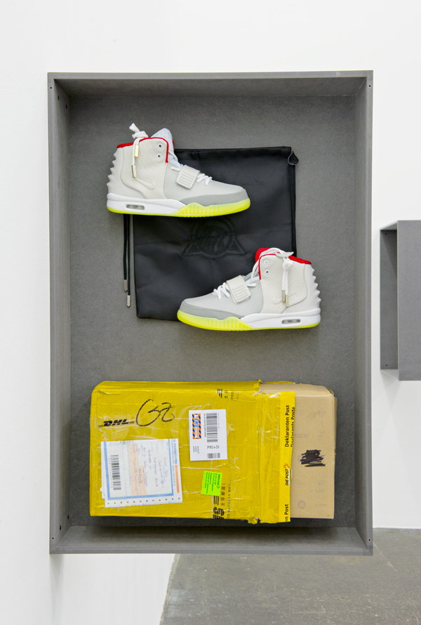 Random-Darknet-Shopper