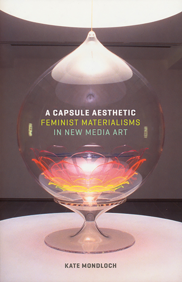 kate-mondloch-a-capsule-aesthetic